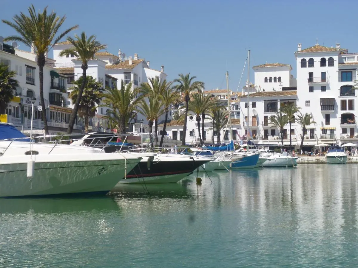 2257-Stunning Penthouse First Line Port Sea View Apartment Manilva