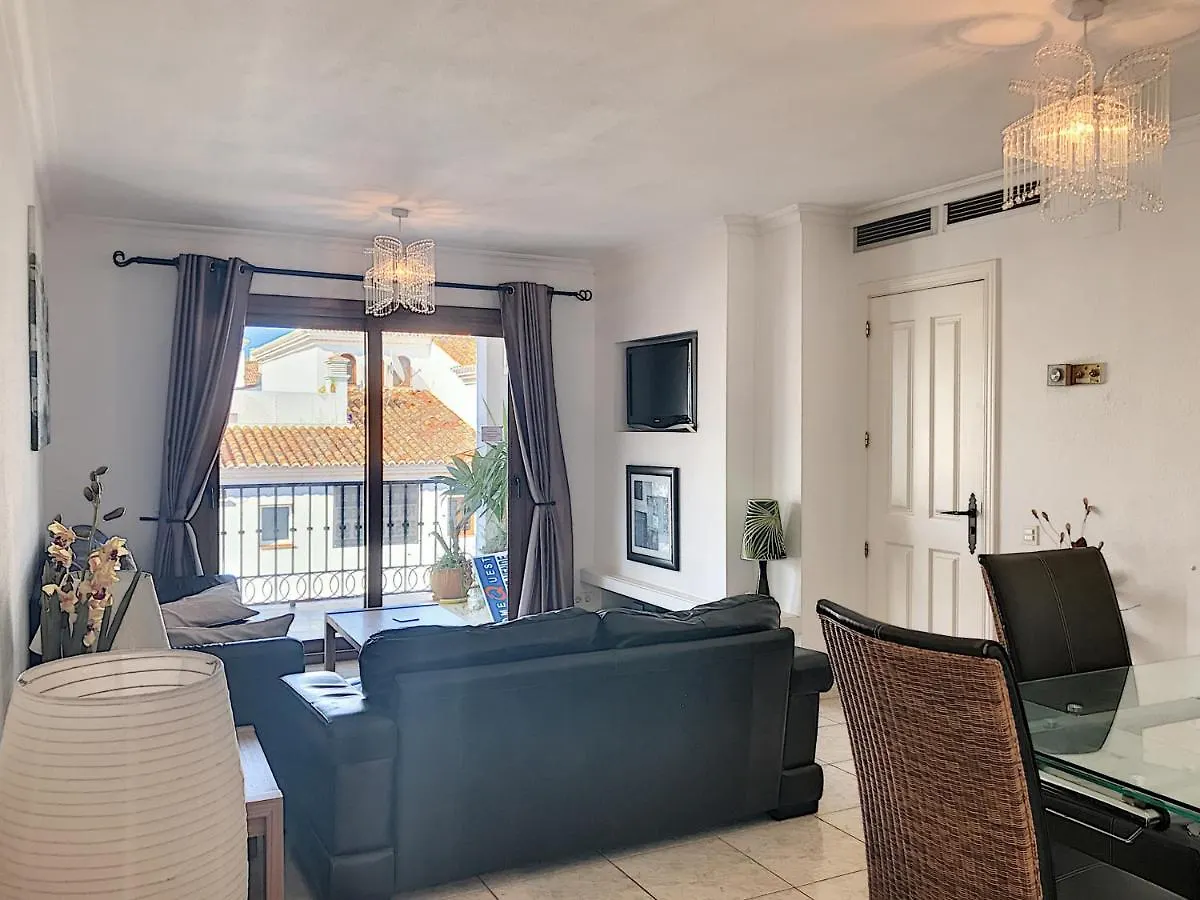 2257-Stunning Penthouse First Line Port Sea View Lägenhet Manilva